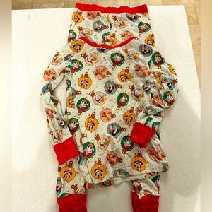 Disney Christmas Pajamas 4t Good Conditions.